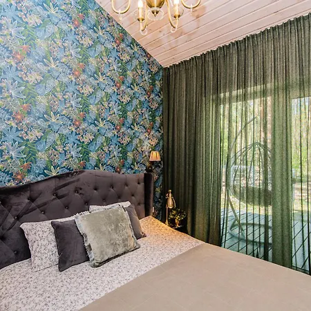 Luxury With Pine Forest View,