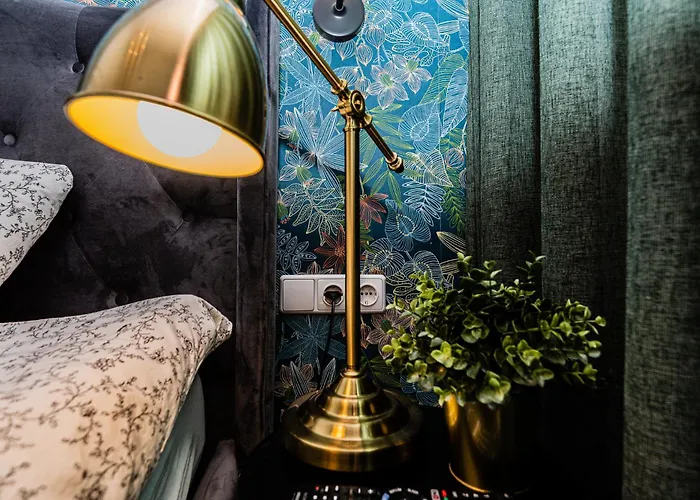 Luxury With Pine Forest View, Apartman *